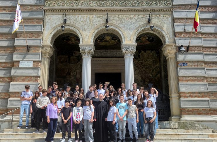 Excursie educativă, culturală și spirituală la Constanța pentru 50 de copii din Arhiepiscopia Buzăului și Vrancei